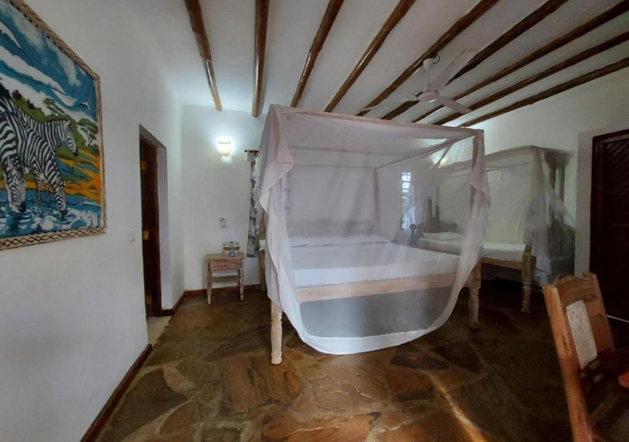 Marine Holiday House Malindi Kültér fotó