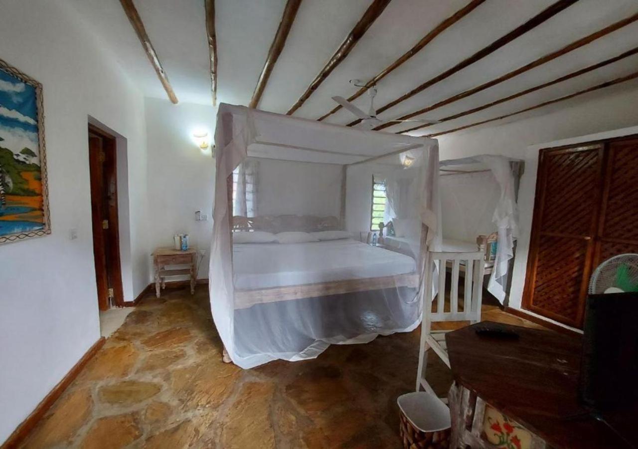 Marine Holiday House Malindi Kültér fotó