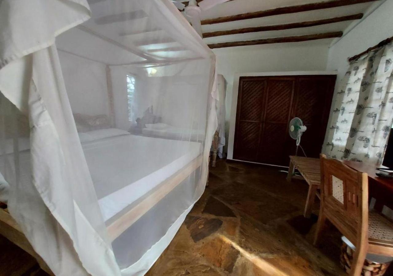 Marine Holiday House Malindi Kültér fotó