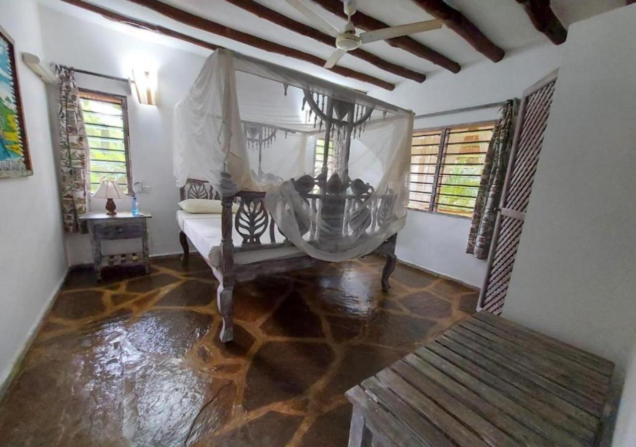 Marine Holiday House Malindi Kültér fotó