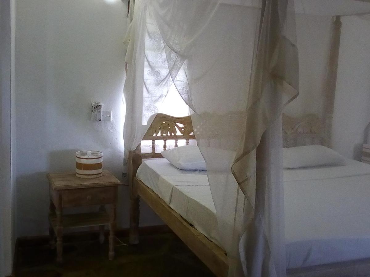 Marine Holiday House Malindi Kültér fotó